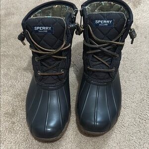 Sperry Black Quilted Winter Boots